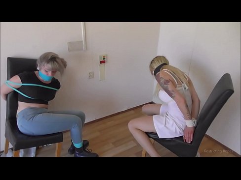 ❤️ Toksomaniulo / ligita kaj buŝoŝtopita / junulino en mizero Fikado ĉe ni % eo.libporno.ru% ❌️